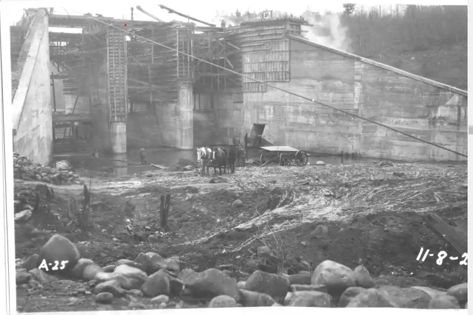 The Winter Dam Story 1922 1923 by John Dettloff Chippewa Flowage